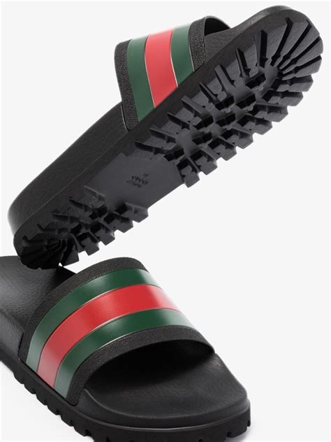 Gucci Pursuit Web Slides 